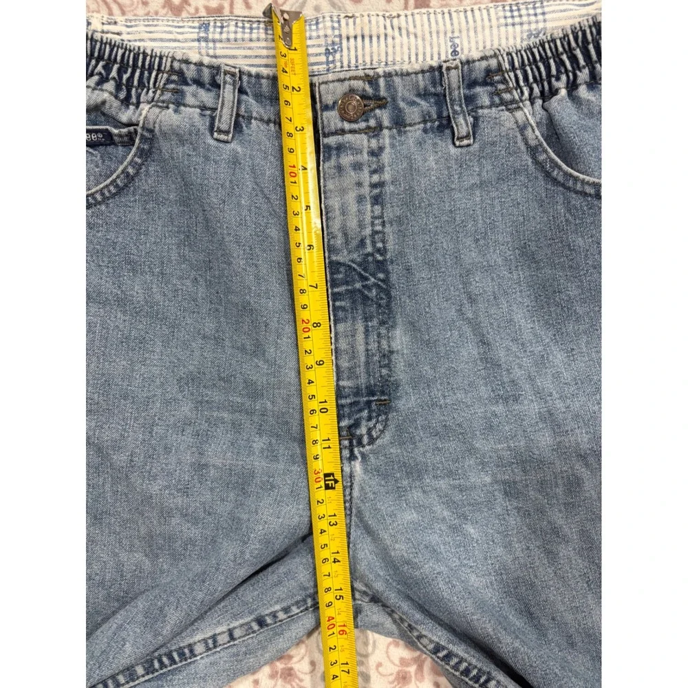 Vintage Lee High Waisted Mom Jeans Light Wash Elastic Waist Tapered Leg 14M 14L
